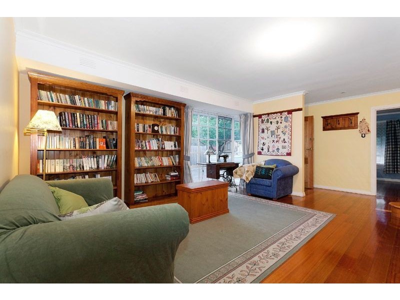 24 Diamond Avenue, Glen Waverley VIC 3150