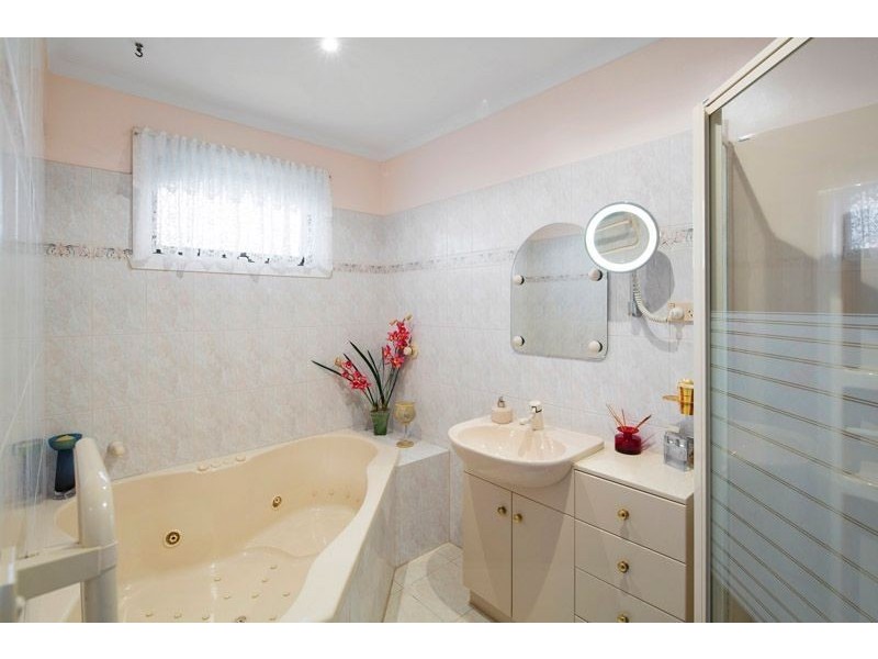 48 Alex Avenue, Wheelers Hill VIC 3150