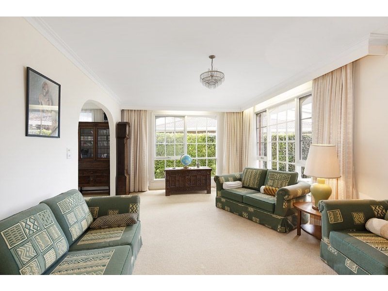 13 Walden Avenue, Wheelers Hill VIC 3150