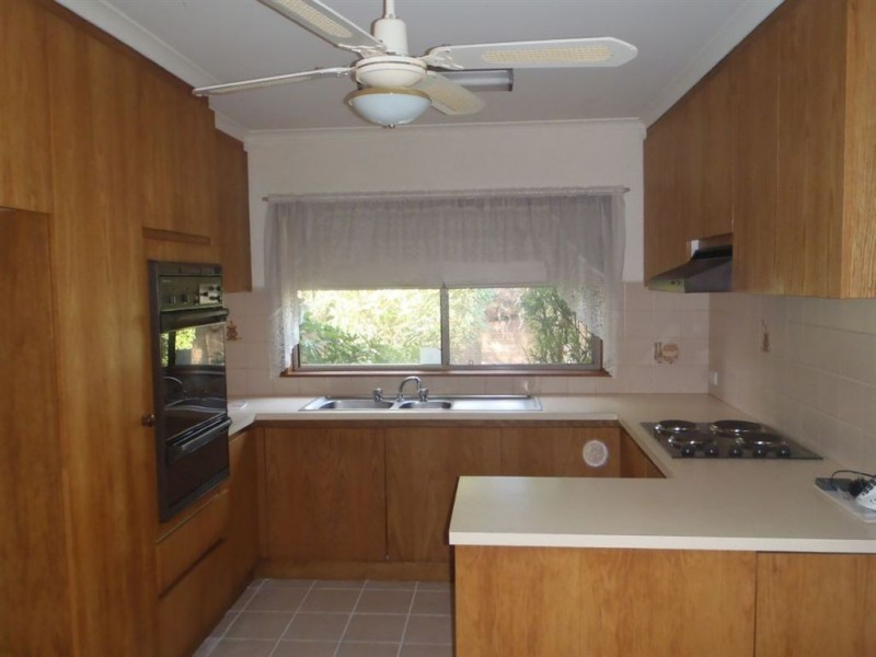 1/62 Larch Crescent, Mount Waverley VIC 3149