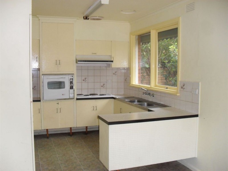 58 Delmore Crescent, Glen Waverley VIC 3150