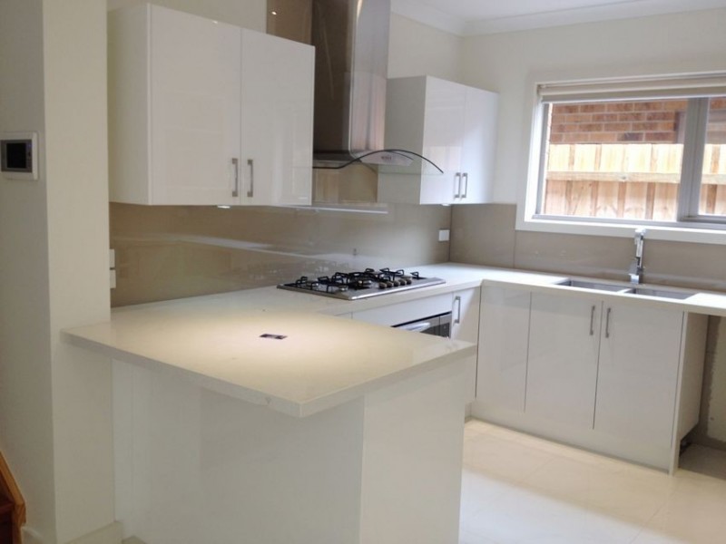 2/1 Cardiff Court, Glen Waverley VIC 3150