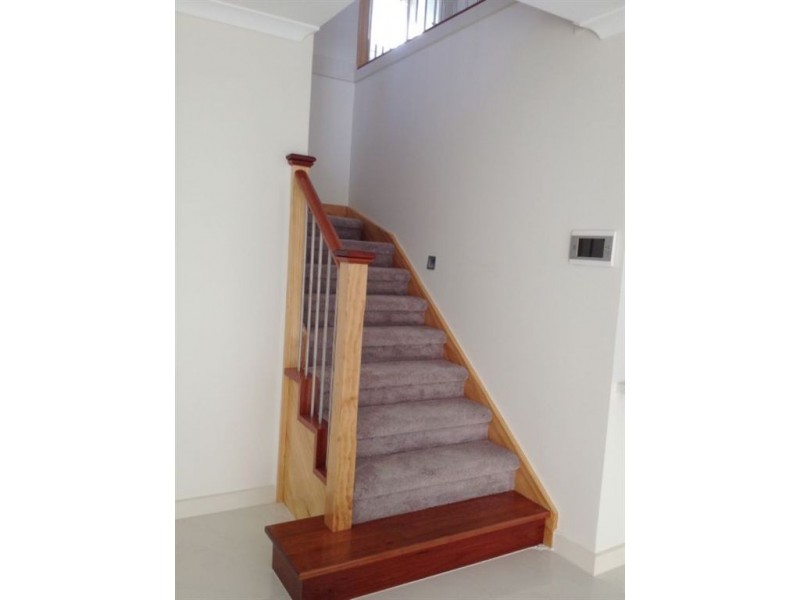 2/1 Cardiff Court, Glen Waverley VIC 3150