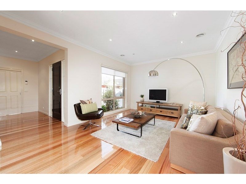 2/8 Alexander Street, Mount Waverley VIC 3149