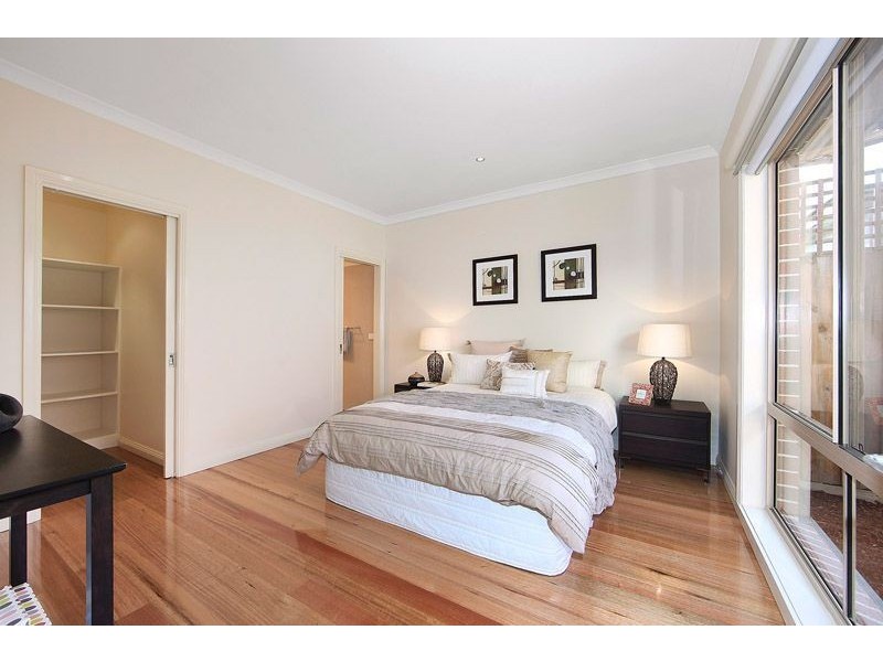 2/8 Alexander Street, Mount Waverley VIC 3149