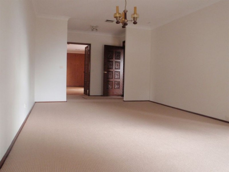 15 Homestead Drive, Wheelers Hill VIC 3150