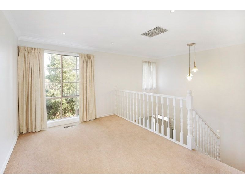 2/26 Biscayne Drive, Mount Waverley VIC 3149