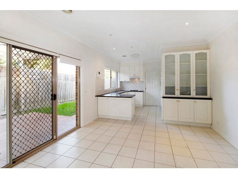 2/26 Biscayne Drive, Mount Waverley VIC 3149