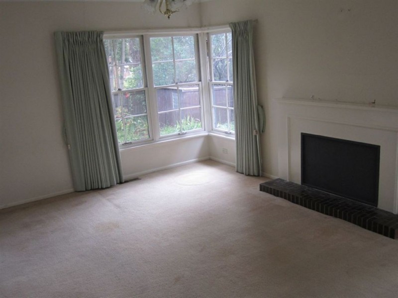 13 Thompson Street, Glen Waverley VIC 3150