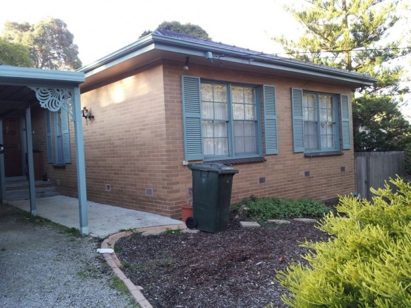 13 Thompson Street, Glen Waverley VIC 3150