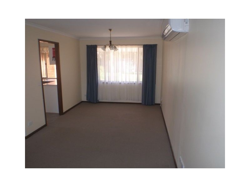 5 Jenola Parade, Wantirna South VIC 3152