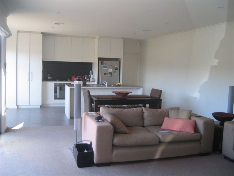 10 Liverpool Street, Mulgrave VIC 3170