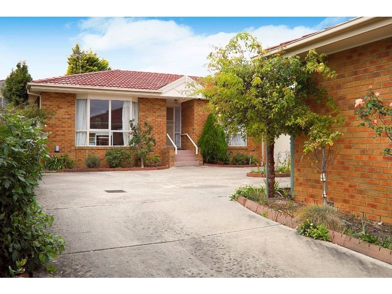 2/34 Panoramic Grove, Glen Waverley VIC 3150