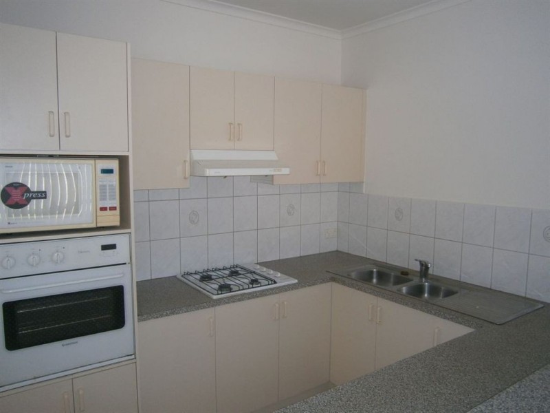25 The Quadrangle, Glen Waverley VIC 3150