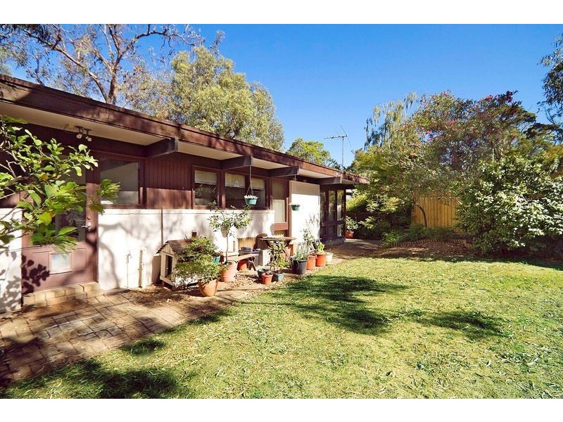 2 Claremount Court, Glen Waverley VIC 3150