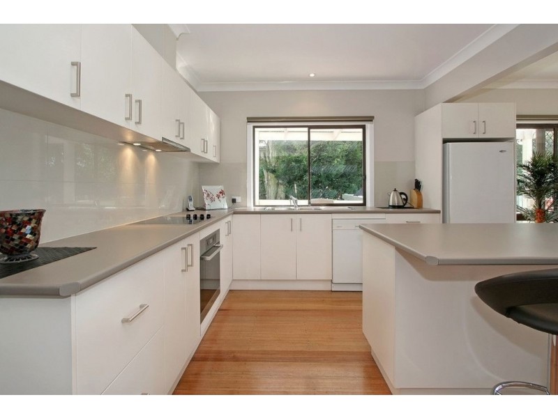 39 Hinkler Road, Glen Waverley VIC 3150