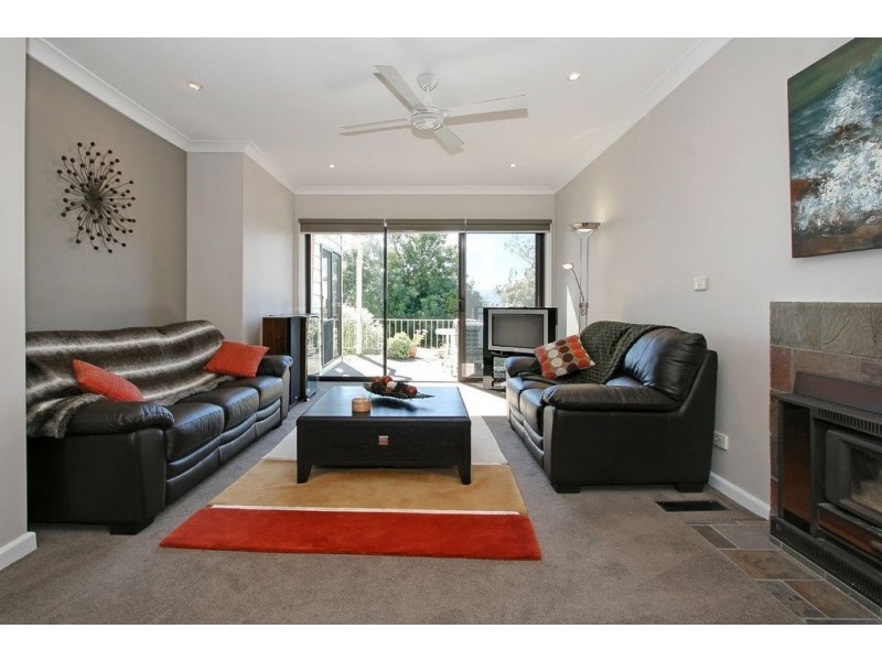 39 Hinkler Road, Glen Waverley VIC 3150