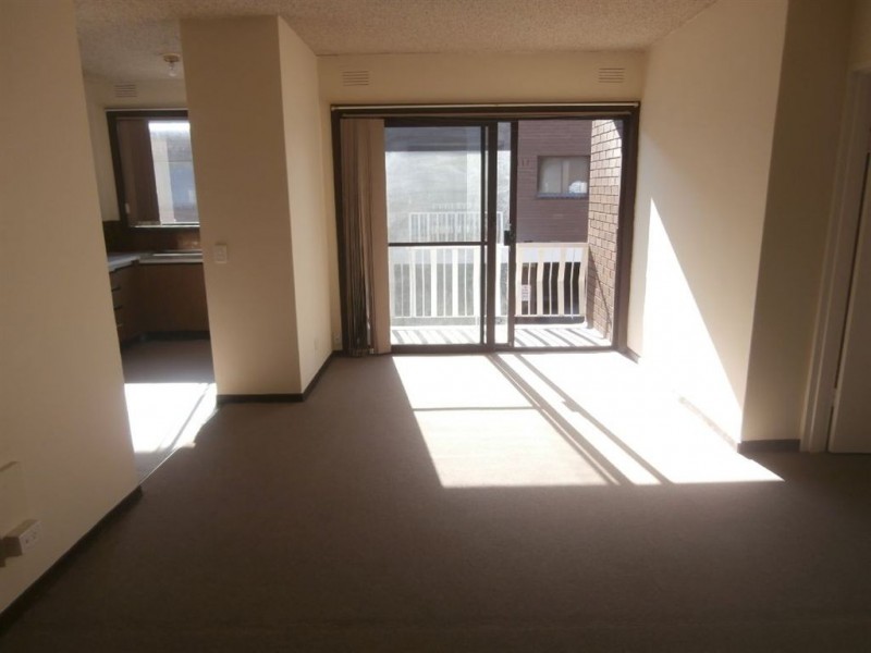 9/60 Cleeland Street, Dandenong VIC 3175