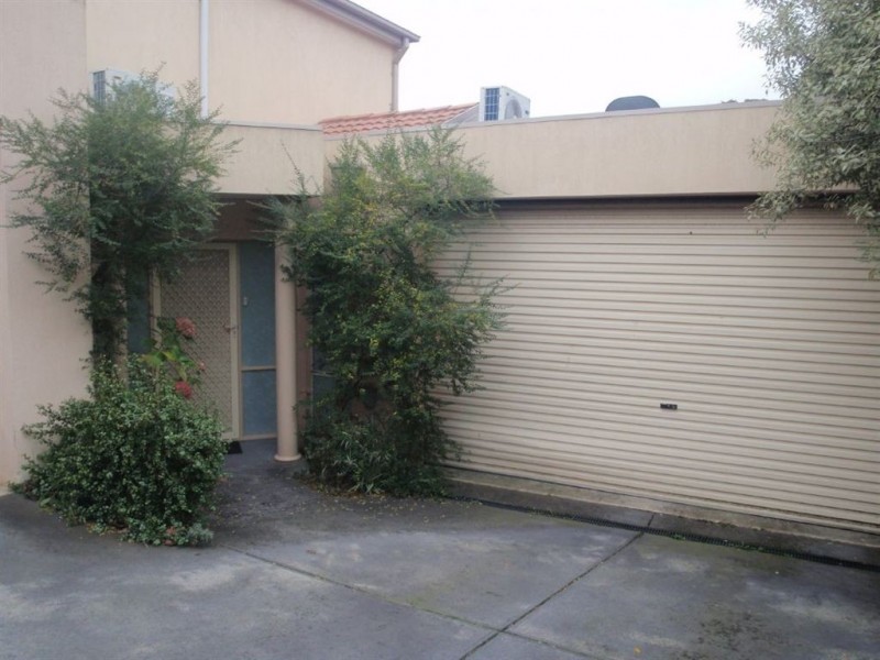 2/65 Nottingham Street, Glen Waverley VIC 3150