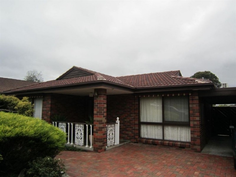 30 Bramley Crescent, Wheelers Hill VIC 3150