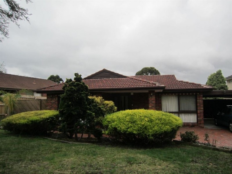 30 Bramley Crescent, Wheelers Hill VIC 3150