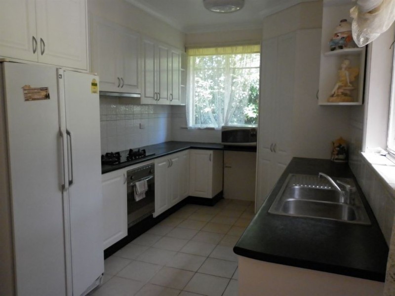 19 Ivanhoe Street, Glen Waverley VIC 3150