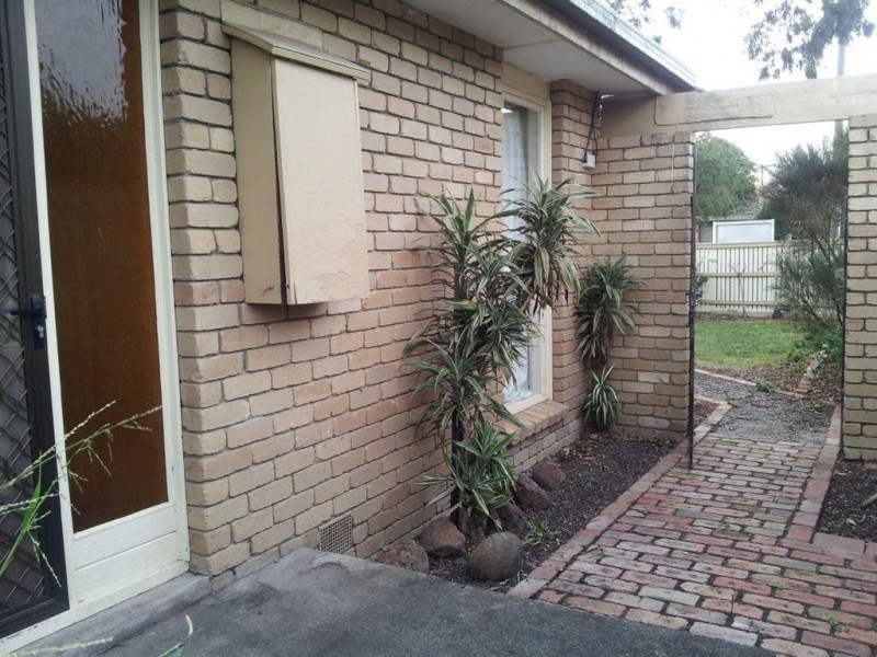 4 Hainthorpe Grove, Mulgrave VIC 3170