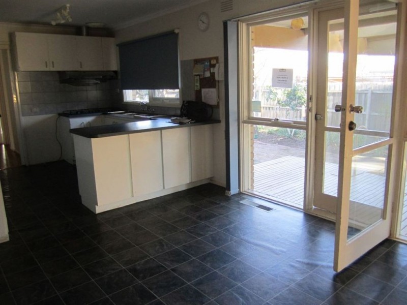 4 Hainthorpe Grove, Mulgrave VIC 3170