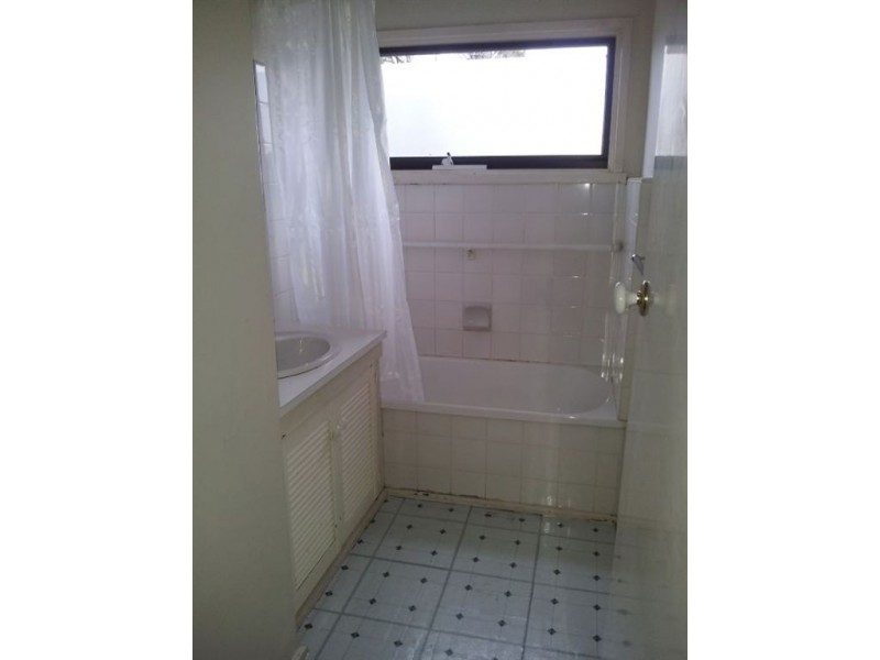 4 Hainthorpe Grove, Mulgrave VIC 3170