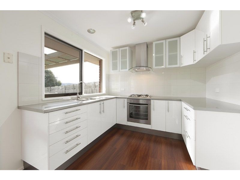 15 Nash Court, Endeavour Hills VIC 3802