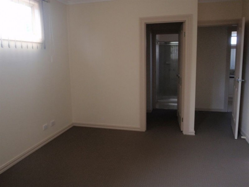 1/20 Hammence Street, Glen Waverley VIC 3150