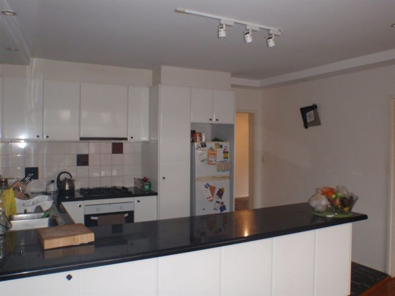 23 Greenways Road, Glen Waverley VIC 3150