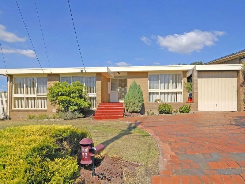 52 Campbell Street, Glen Waverley VIC 3150