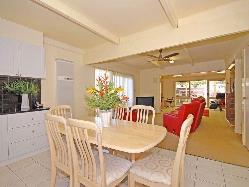 52 Campbell Street, Glen Waverley VIC 3150