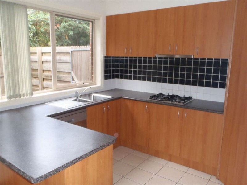 4/1340 High Street Road, Wantirna South VIC 3152