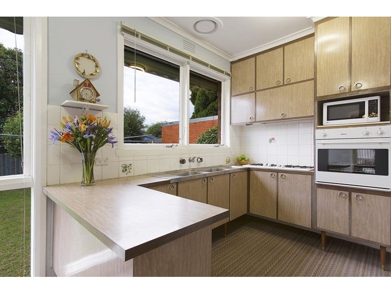 6 St Andrews Court, Mount Waverley VIC 3149