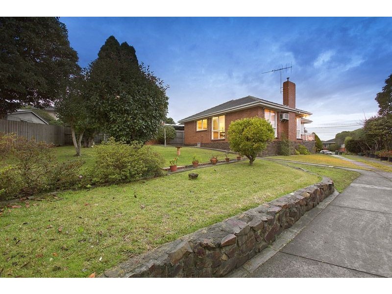 6 St Andrews Court, Mount Waverley VIC 3149