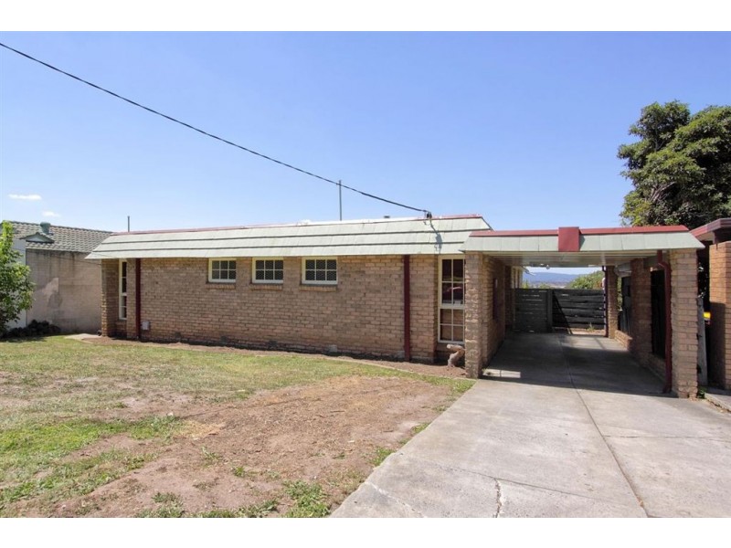 14 Crestmont Drive, Glen Waverley VIC 3150