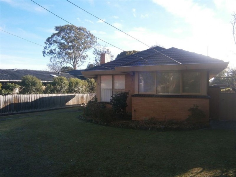 49 Garrisson Drive, Glen Waverley VIC 3150