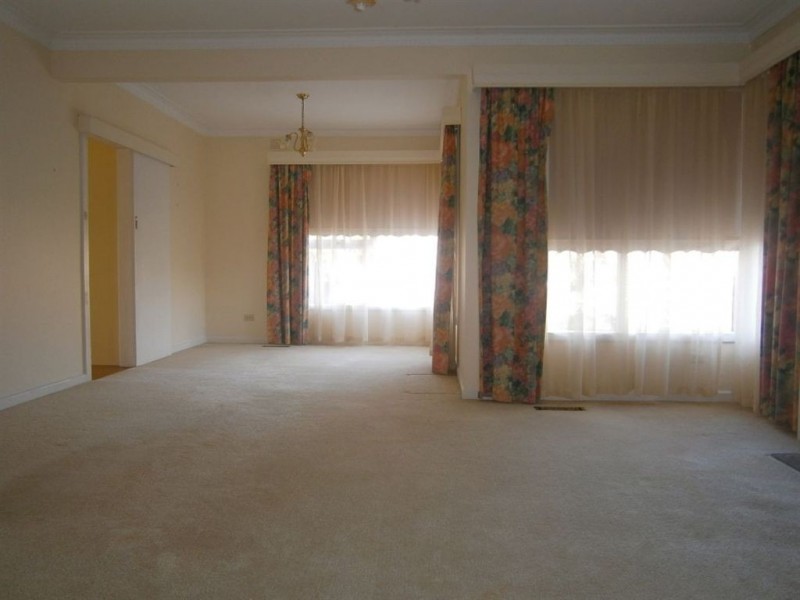 49 Garrisson Drive, Glen Waverley VIC 3150