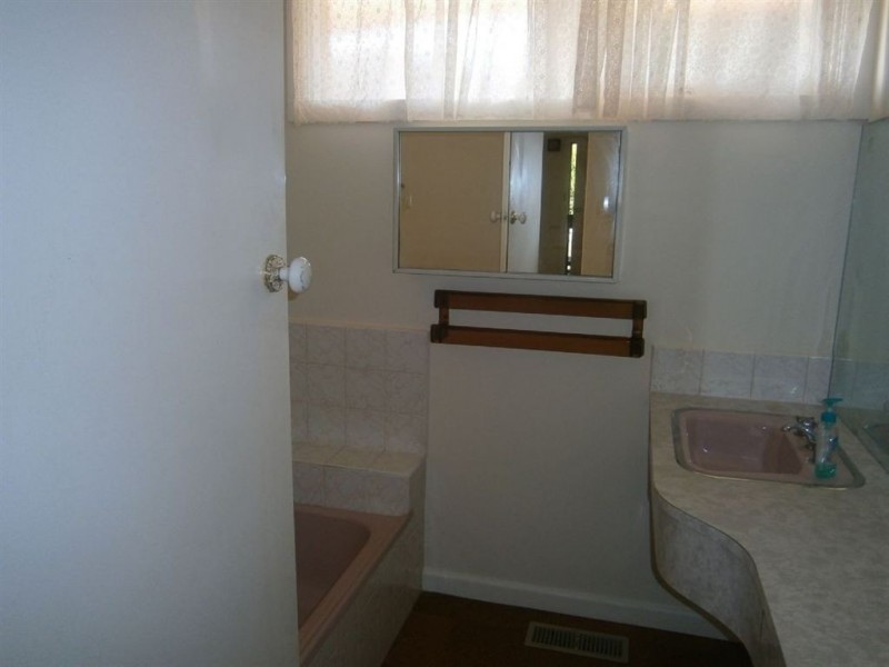 49 Garrisson Drive, Glen Waverley VIC 3150