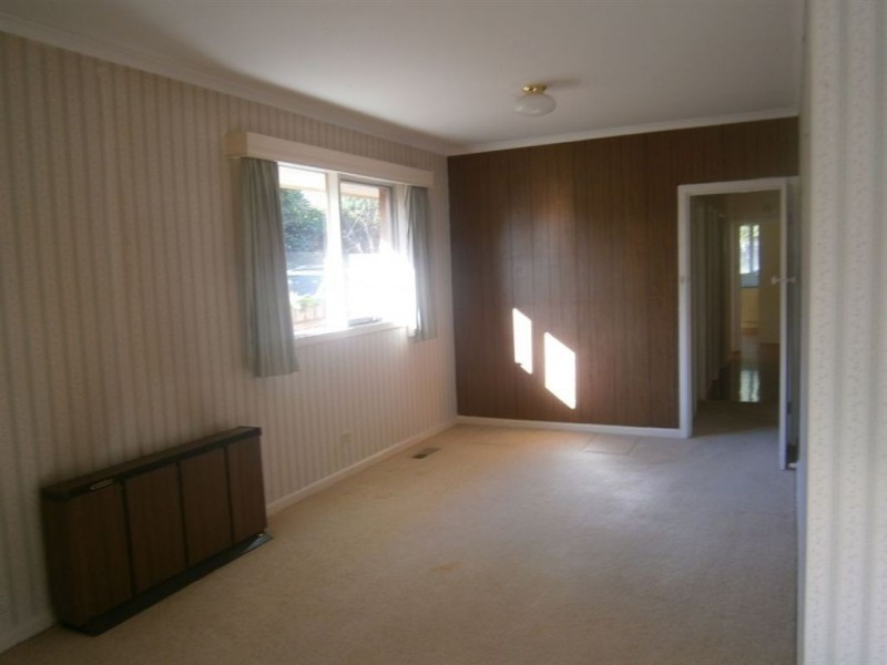 49 Garrisson Drive, Glen Waverley VIC 3150