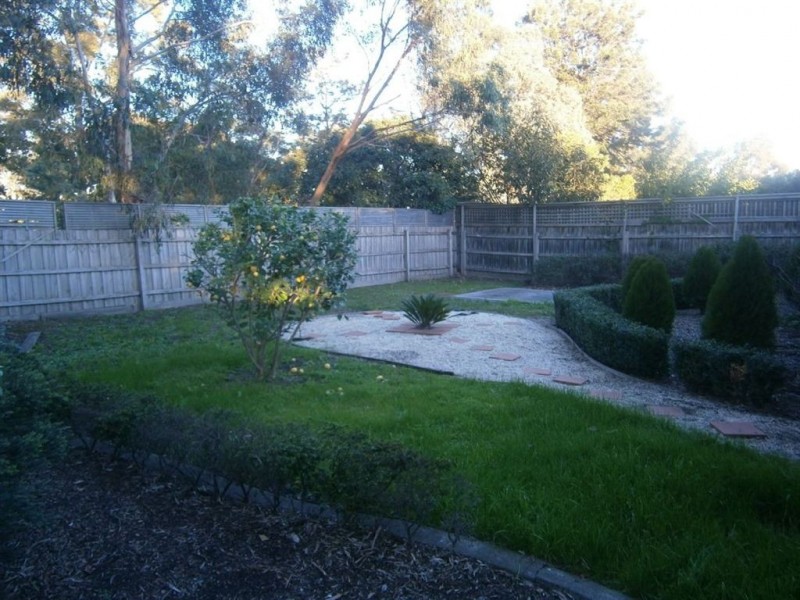 4 Westlands Road, Glen Waverley VIC 3150