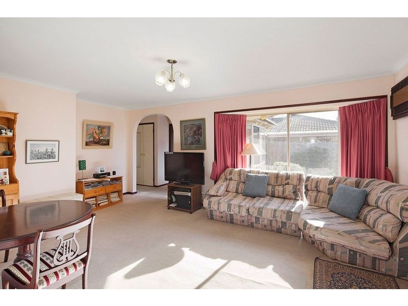2/5 Fernhill Street, Glen Waverley VIC 3150