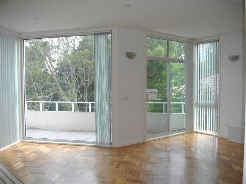 94 Oakpark Drive, Chadstone VIC 3148