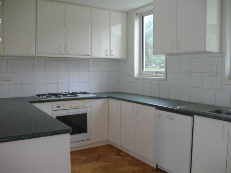 94 Oakpark Drive, Chadstone VIC 3148