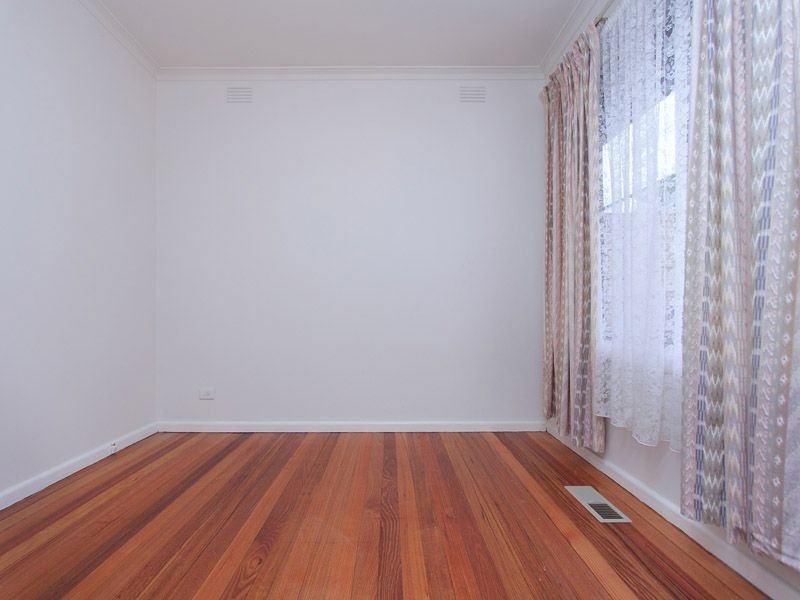 13 Myrtle Street, Glen Waverley VIC 3150