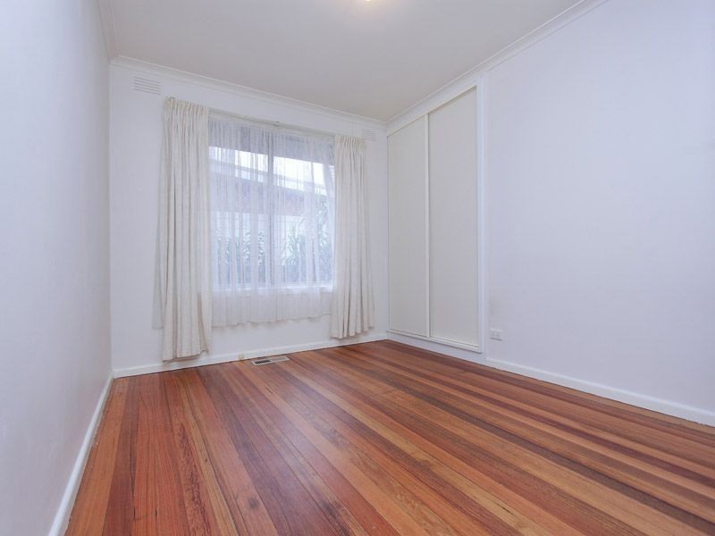 13 Myrtle Street, Glen Waverley VIC 3150