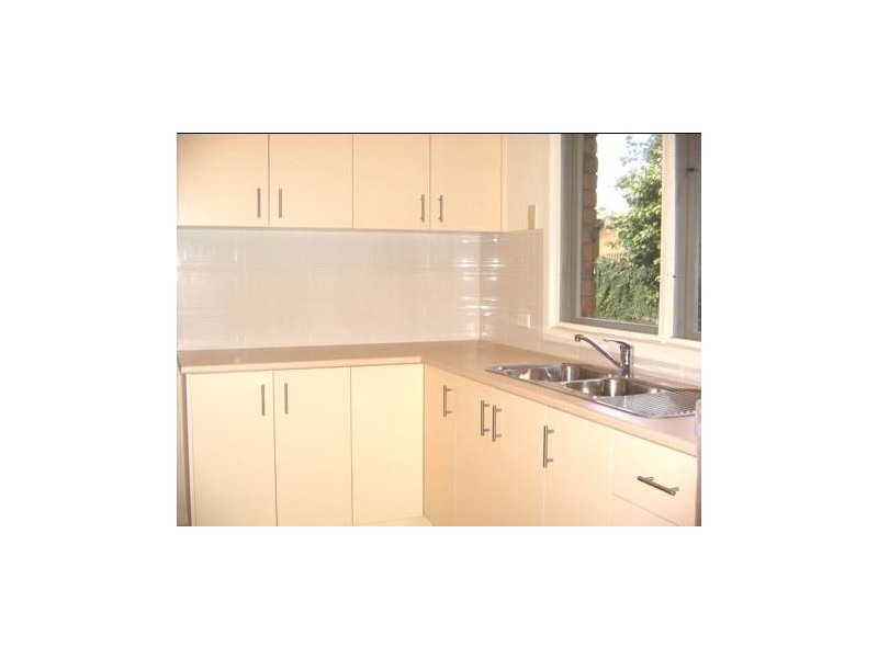 22 Fraser Street, Glen Waverley VIC 3150