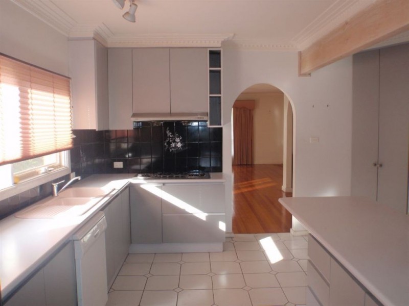 19 Sanday Street, Glen Waverley VIC 3150